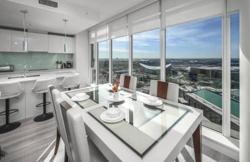 Victoria Park Apartment | Stylish Condo with Sky View, Gym & Free Parking Access