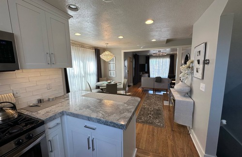 Downtown Salt Lake City House | Downtown Darling with Pet-Friendly Amenities & 10/10 Rating