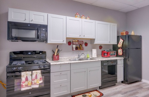 Del Norte Apartment | Inviting Del Norte Getaway with Spa & Breakfast Near Canyon