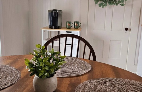 Waterville Apartment | Pet-Friendly Professionals Downtown Den | 10/10 Guest Rated