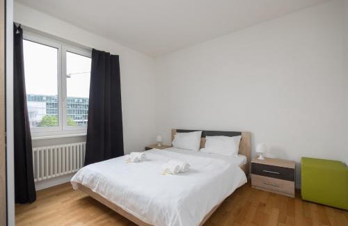 Oerlikon Apartment | Stylish Downtown Dream 3.5BR with Balcony & Family-Friendly