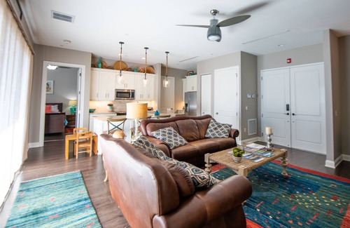 Downtown Dunedin Condo | Experience Downtown Dunedin Walking District with Ocean Views