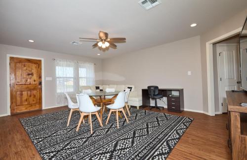 San Angelo House | Elegant 2-BR Home in Downtown San Angelo, Texas