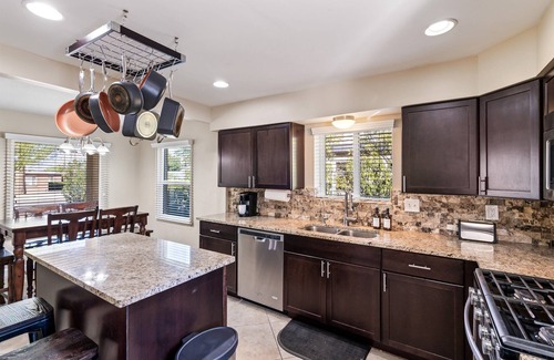 Blenman-Elm House | Ideally Located Near UofA with Pet-Friendly Amenities!