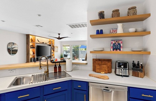 Georgetown House | Family-Friendly Downtown Georgetown Retreat with Pool & Spa