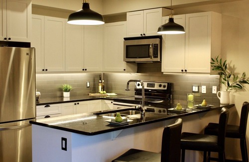Regional District of Nanaimo Condo | Downtown Nanaimo Retreat with Ocean View & High-Speed WiFi