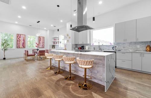 South Central Houston House | Downtown Houston 3BR Bachelorette Escape