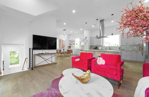 South Central Houston House | Downtown Houston 3BR Bachelorette Escape