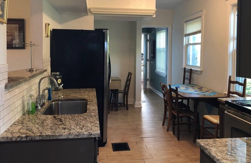 Pendleton Heights House | Downtown KC - Historic Manor with Park View!