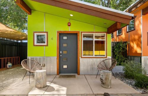 Moab House | Stylish Downtown Kokopelli West 4 - Guest Rated 9.6/10