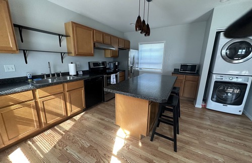 Oconomowoc House | River View Retreat in Downtown Lake Country, Oconomowoc