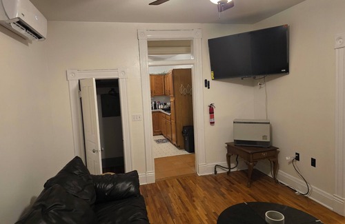 Lima Apartment | Cozy Downtown Lima 1 Bdrm Retreat with Spa & Hot Tub