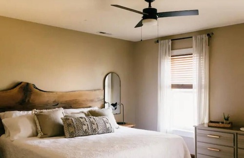 Cookeville House | Modern Downtown Home with Child-Friendly Amenities
