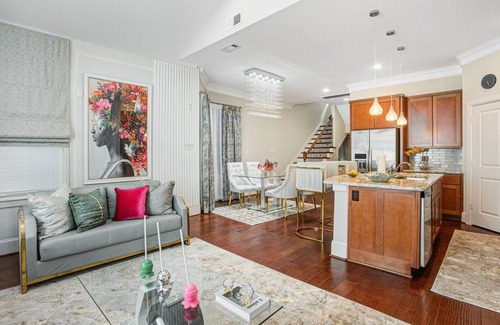 Midtown House | Pet-Friendly Downtown Home with Kitchen Access