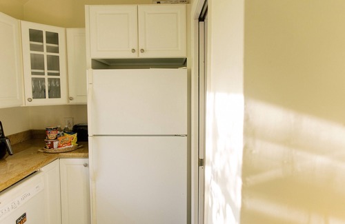 Millbrae House | Prime Downtown Millbrae Stay - Steps from SFO/BART