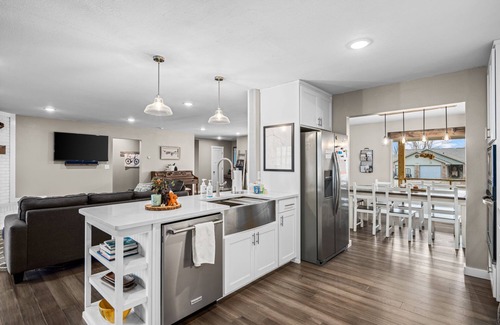Bentonville House | Ideal Downtown Retreat with Game Room & Pet-Friendly Amenities
