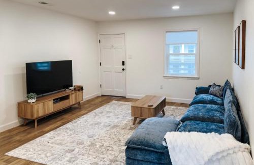 Biloxi House | Downtown OS 2bed 1 bath with pool and close to the beach