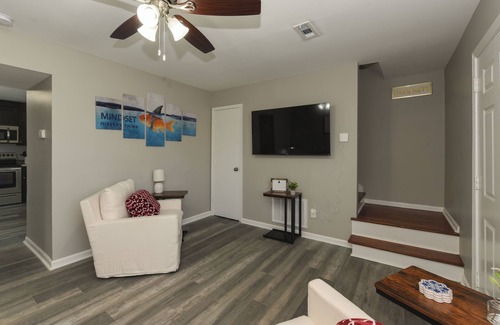 Hampton House | Discover Downtown Phoebus: Ideal Location in Hampton Roads