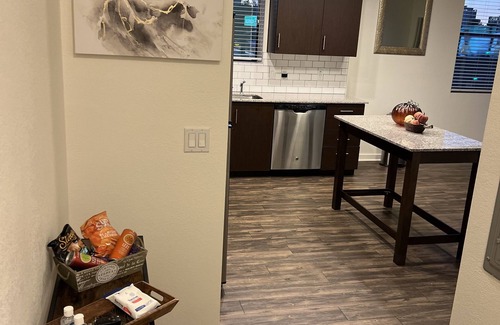 Downtown Phoenix Apartment | Experience Downtown Phoenix with Family-Friendly Amenities