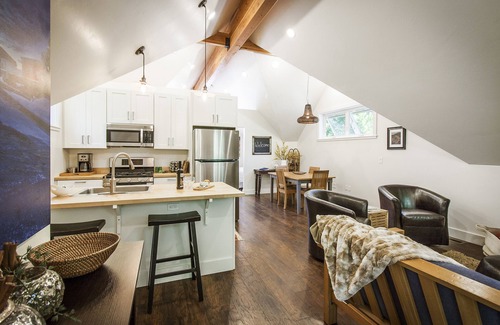 Durango House | Prime Downtown Retreat with Central AC and Pool Access
