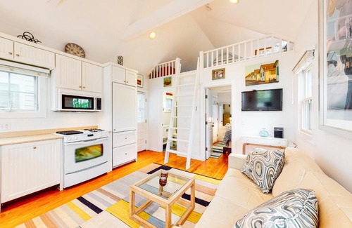 Provincetown House | Inviting Downtown Provincetown Escape for Families
