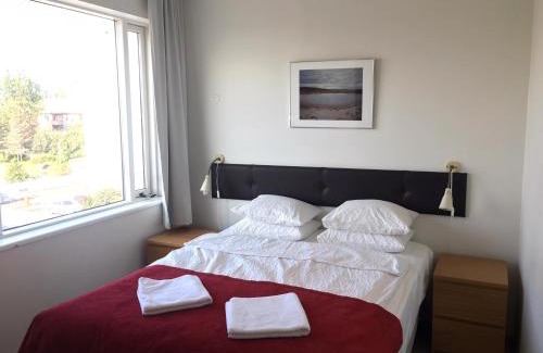 Hliðar Apartment | Explore Downtown Reykjavík Apartments with Family-Friendly Amenities