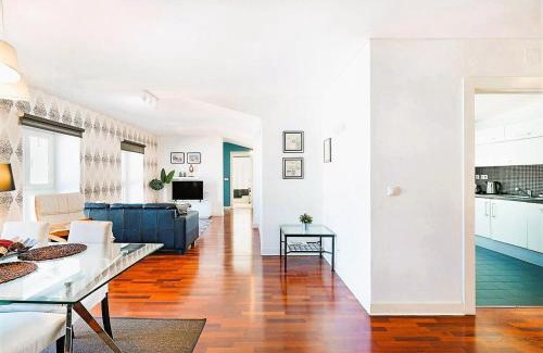 Sao Paulo Apartment | Downtown Riverside by Homing