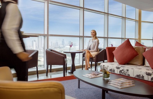 Manama Center Hotel | Experience Elegant Comfort at Downtown Rotana Hotel