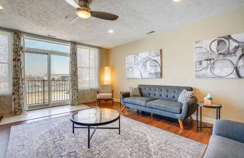 Saint Joseph Apartment | Harbor View Condo in Downtown St Joseph with Balcony
