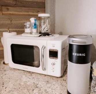 Wimberley Hotel | Pet-Friendly Downtown Studio 1 at Beer Ranch Project Inn