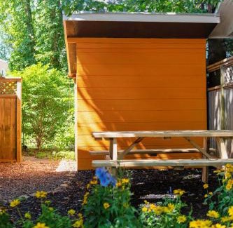 North End Villa | Downtown Sustainable Garden House