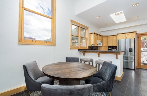 Telluride Condo | Prime Downtown Telluride – Steps from Attractions & Pet Friendly