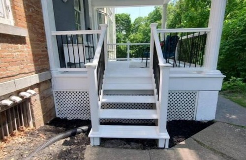 Auburn House | Pet-Friendly Downtown Retreat: Perfect for Families!
