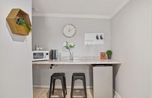 Wimberley Condo | Pet-Friendly Studio Near Wimberley Square - Rated 9.8/10