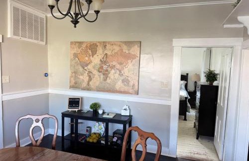 Whitestown House | Downtown Whitestown with King Suite and Pool