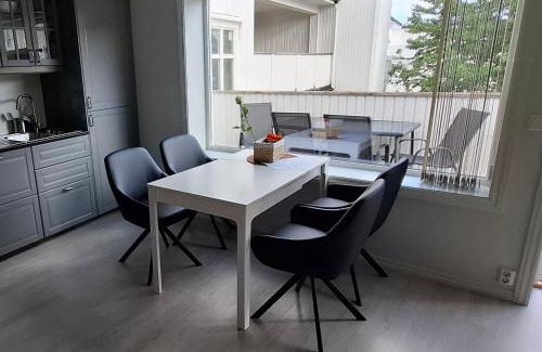 Tonsberg Apartment | Downtown with balcony