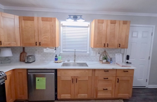 Woodstock House | Inviting Downtown Woodstock Getaway with Family Amenities