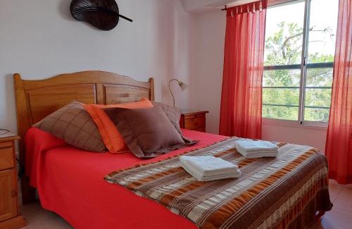 Tandil Apartment | Bright and Central Dpto. in La Serena - Guest Rated 9.9