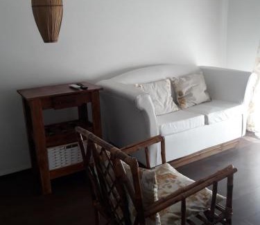 Chivilcoy Apartment | Budget-Friendly Dpto Maipú: Rated 9/10, Family & Accessible