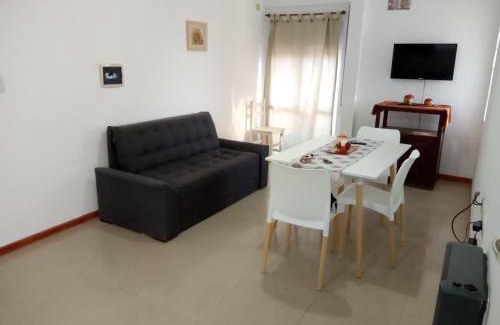 Las Varillas Apartment | Family-Friendly Getaway at Depto Toscana - Book Your Stay!