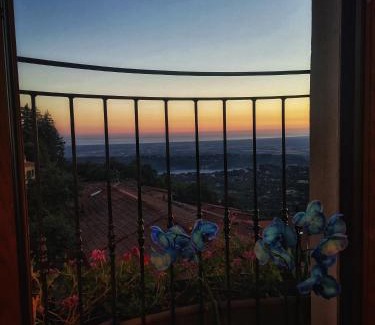 Rocca di Papa Bed & Breakfast | Top-Rated Drì Bed & Breakfast with Hot Tub Amenities
