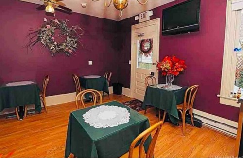 Ste Genevieve Apartment | Dr. Hertich House was built in 1850 & is in the heart of historic Ste. Genevieve