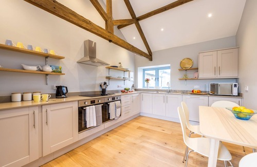 West Compton House | Impressive Converted Barn with Generous Rooms & Breakfast