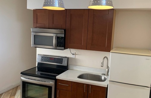 Trinity - Bellwoods House | Family-Friendly Stay at Dragon Gate Inn with Breakfast Included