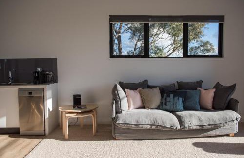 Borenore House | Experience Dragonfly Cottages: 5-Star Stay with Breakfast