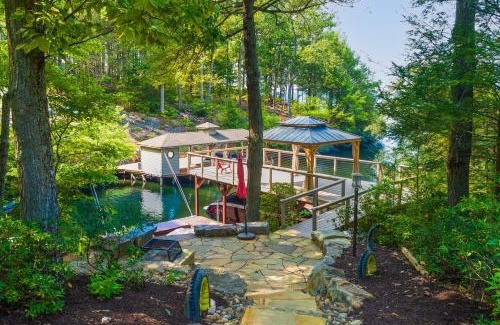 Mineral House | Family-Friendly Retreat at Dragonfly Cove Awaits You