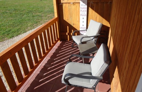 Clarkridge Cabin | Cozy Dragonfly Creek Cabin: Pet-Friendly Retreat Awaits