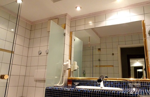 Amberg Hotel | Discover Drahthammer Schlößl: Spa & Family-Friendly Retreat