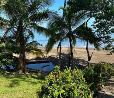 Drake Bay House | Beachfront Drake Bay Cabina with Ocean Views & Breakfast