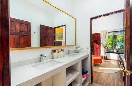Drake Bay Other | River View Retreat: Guest Rated 10/10 with Spa & Oceanfront
